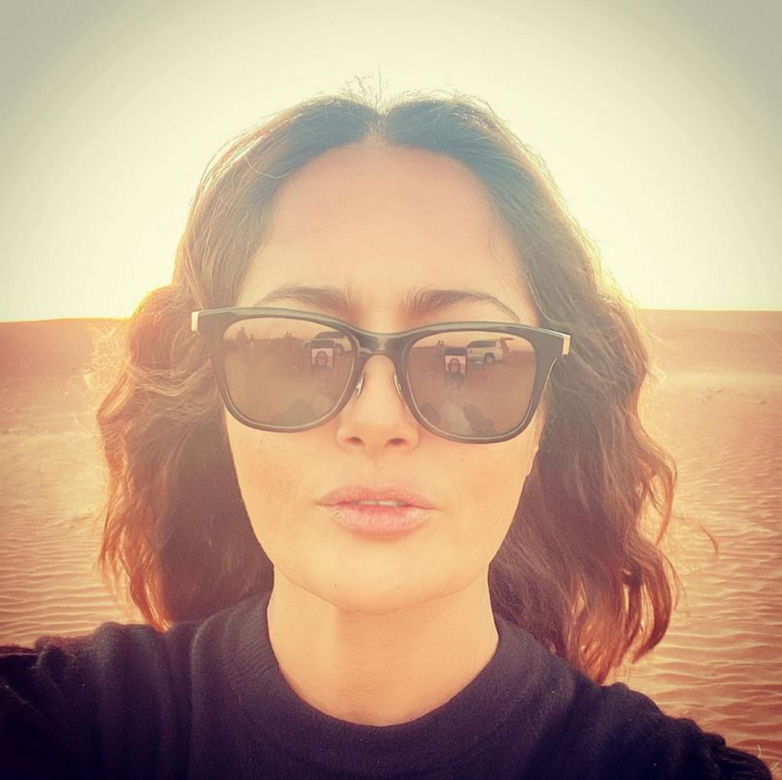 56-letnia Salma Hayek starzeje się wstecz? "Ciało i twarz 25-latki". Szok