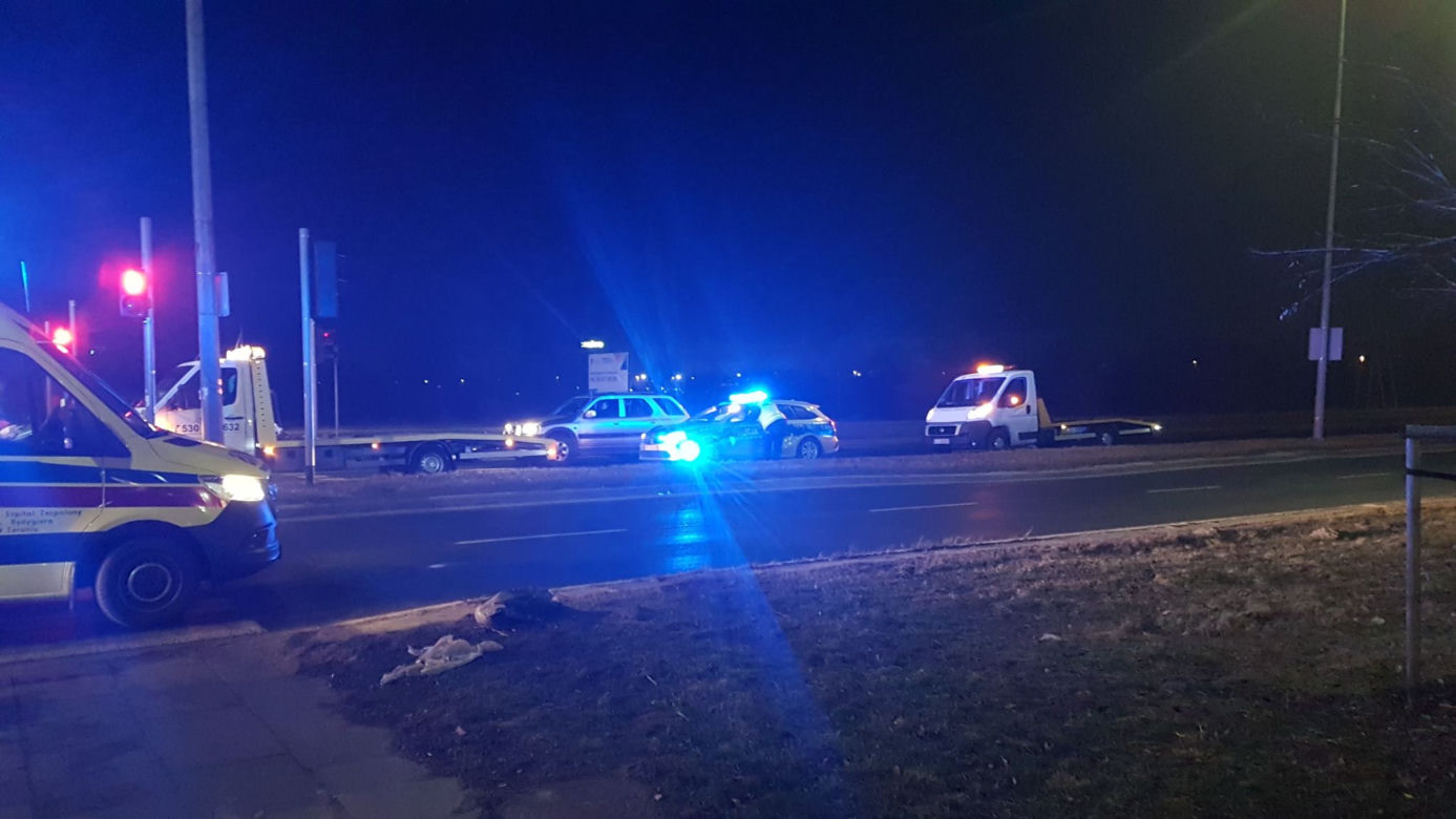 Karambol w Toruniu! Zderzyły się dwa samochody osobowe