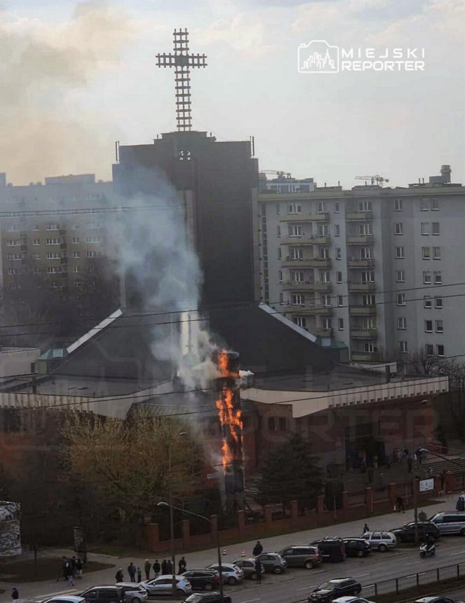 Pożar krzyża Mokotów