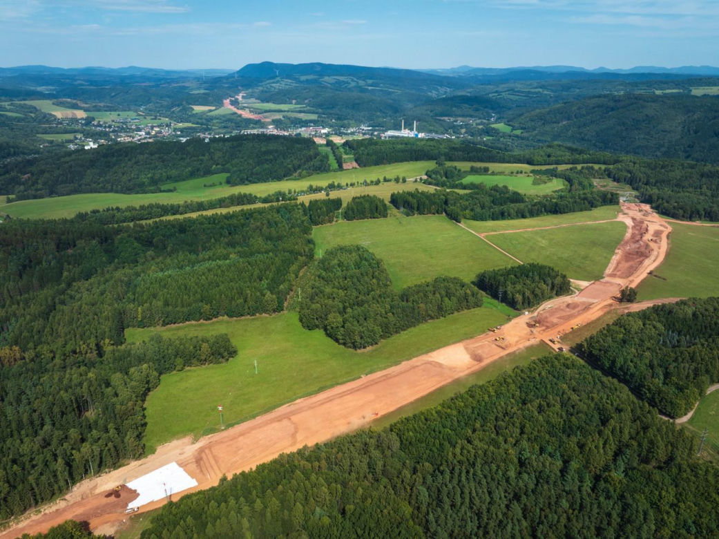 Autostrada D11 w Czechach - zdjęcia z budowy - sierpień 2025
