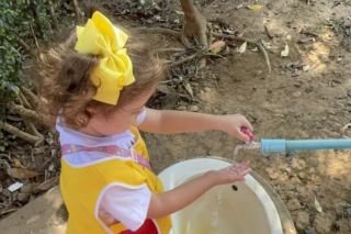 Tak żyje rodzina pięcioraczków w Tajlandii