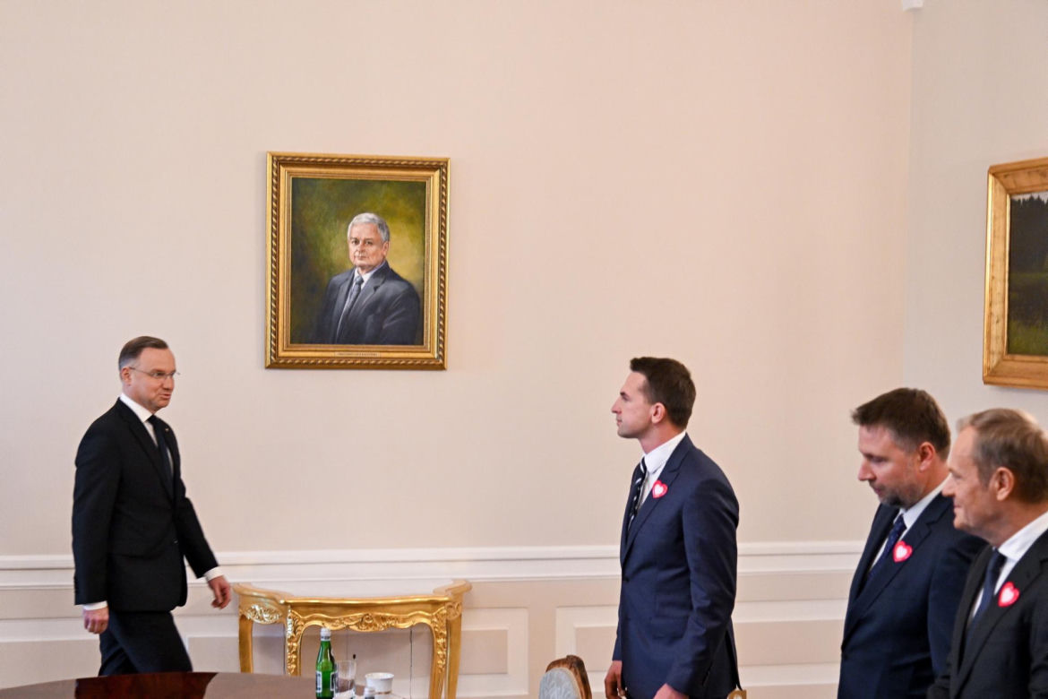 Donald Tusk opuścił Pałac Prezydencki. Wymowny gest 