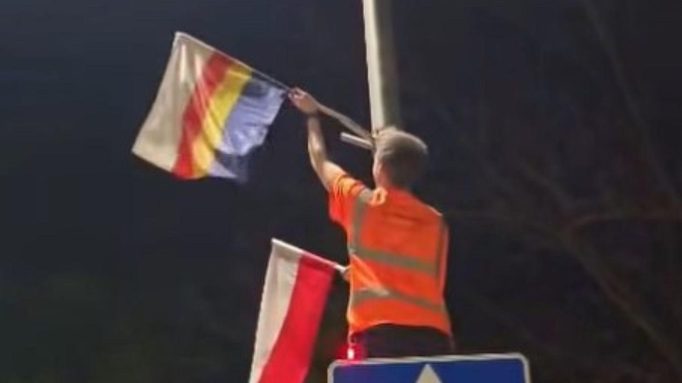 Flaga Puław pomylona z flagą Ukrainy i LGBT. Wylała się fala hejtu!
