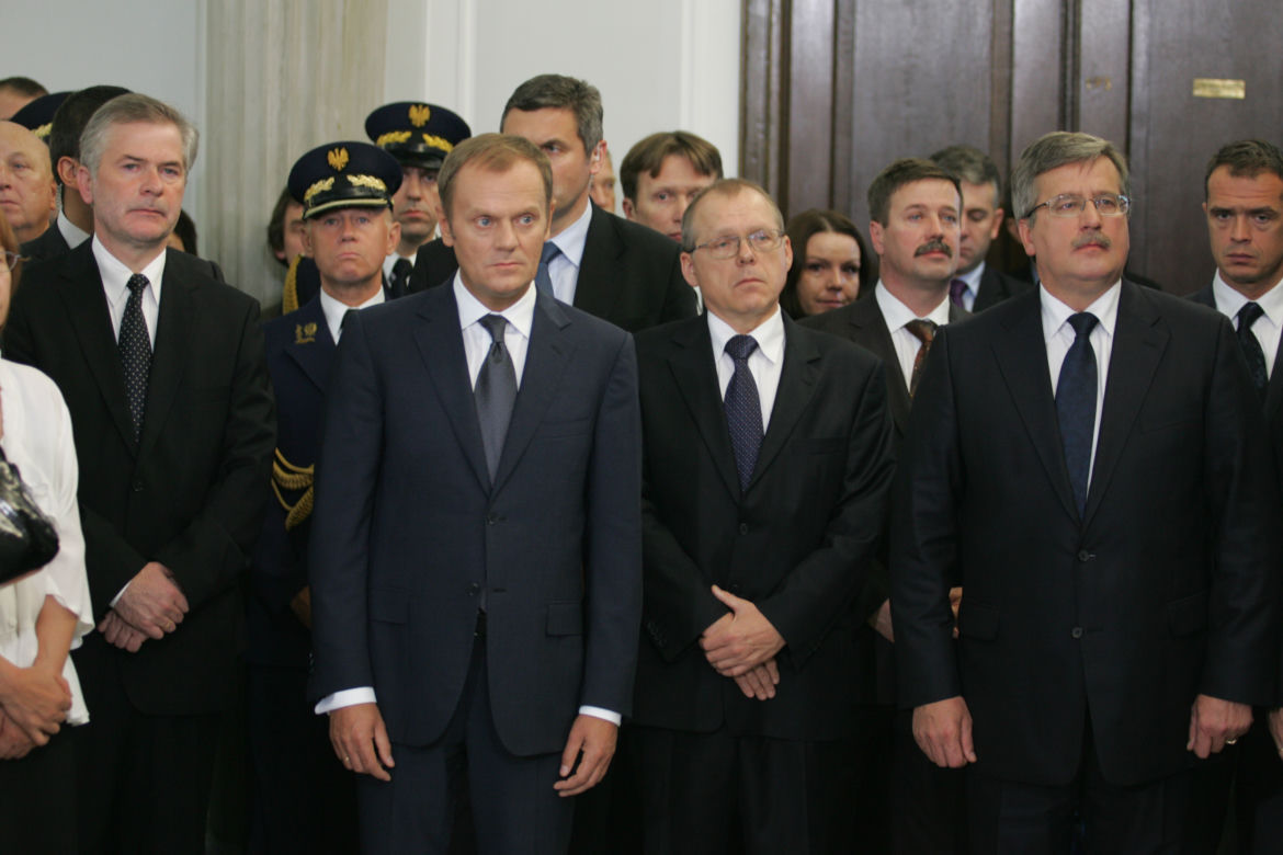 W Sejmie odsłonięto tablicę upamiętniającą 18 parlamentarzystów