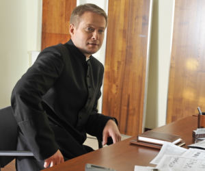 Ojciec Mateusz - Artur Żmijewski 