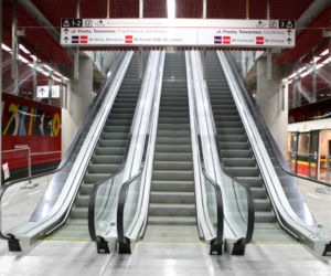 METRO REWOLUCJA