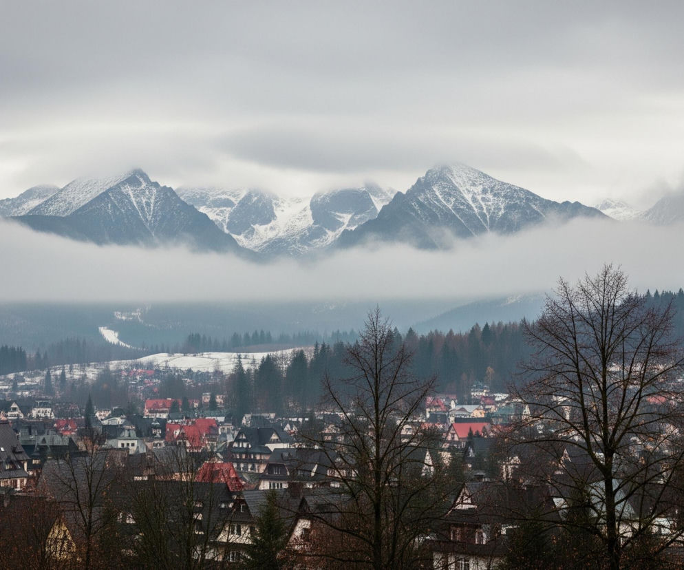 Najazd turystów na święta i sylwestra w Zakopanem. Sprawdzamy dostępność i ceny w hotelach i domkach