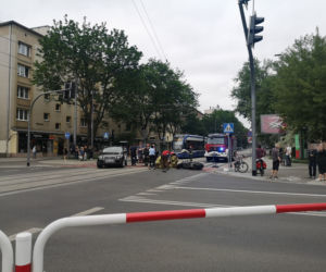 Kraków: Koszmarny wypadek motocyklisty na przejściu dla pieszych