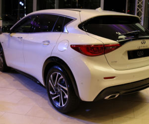Infiniti Q30