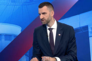 Polska powinna przystąpić do Rady Pokoju? Możdżonek wprost o tylko miliardzie dolarów 