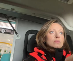 Na sygnale na planie. Sonia (Natalia Rewińska)