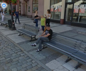 Mieszkańcy Kalisza na zdjęciach z Google Street View. Rozpoznajesz kogoś? [GALERIA] 