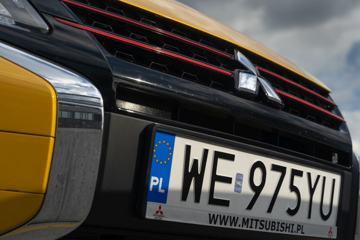 Mitsubishi Space Star 1.2 MIVEC CVT Insport (2020)