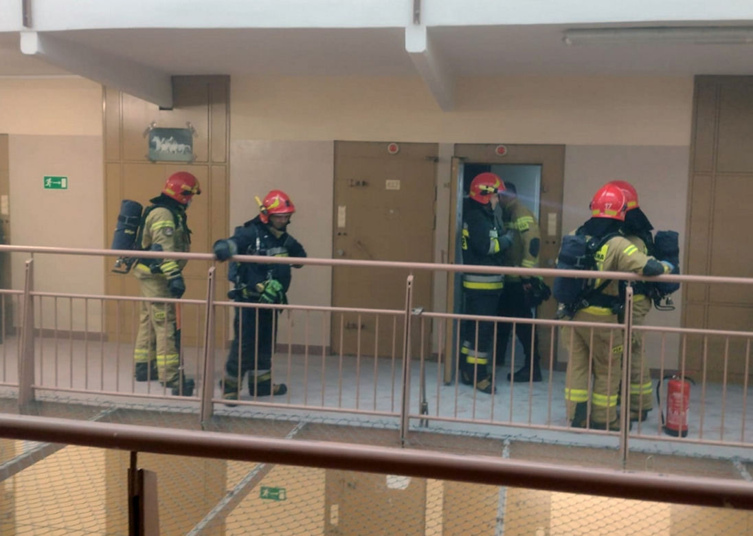 Format: Bunt więźniów i pożar celi. Ćwiczenia w Areszcie Śledczym na Służewcu