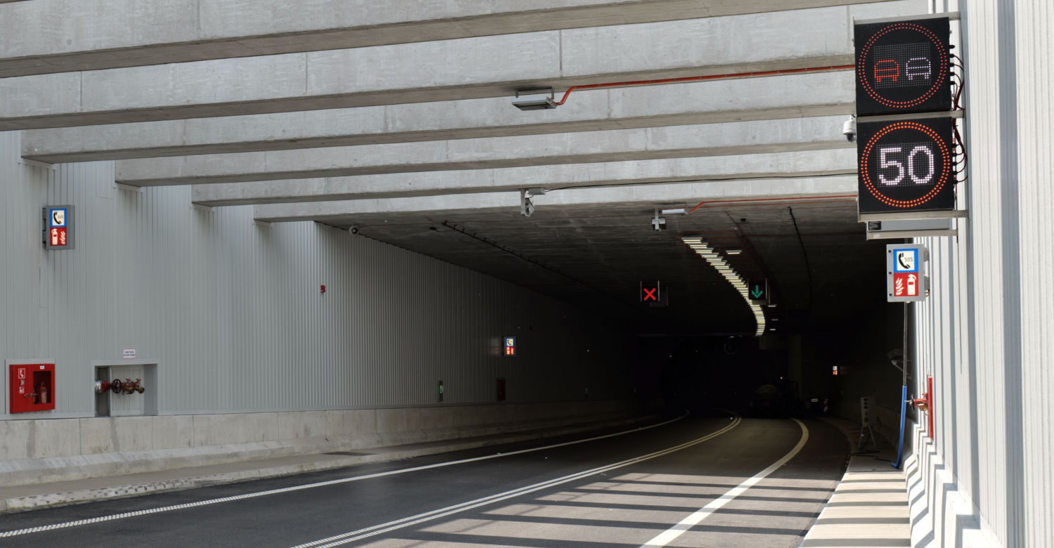 Jak zachowywać się w tunelu pod Świną?