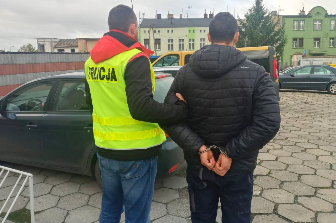 Policjanci uderzyli w natkorykowy biznes