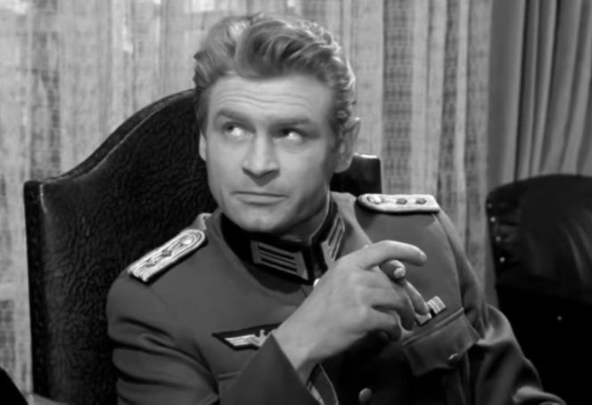Hans Kloss nigdy nie powiedział tego Brunnerowi. Legendę kultowego cytatu stworzył Stanisław Bareja