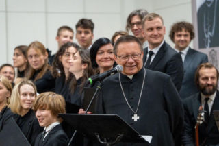 Kard. Ryś: Dobrze, że Taizé wraca po 6 latach do Polski