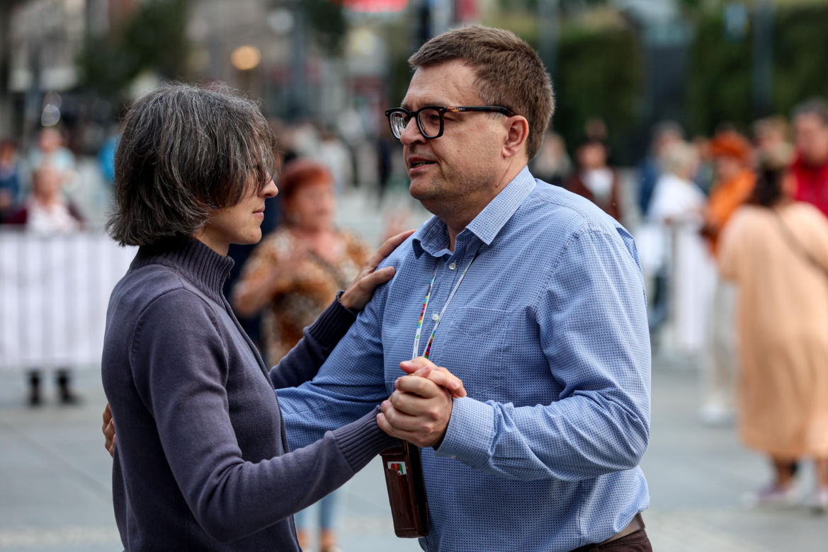 Potańcówka przed Teatrem Śląskim w Katowicach 