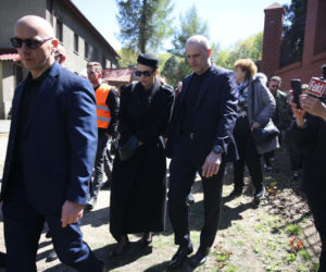 Doda na pogrzebie Łukasza Litewki. Wokalistka pożegnała zaprzyjaźnionego polityka