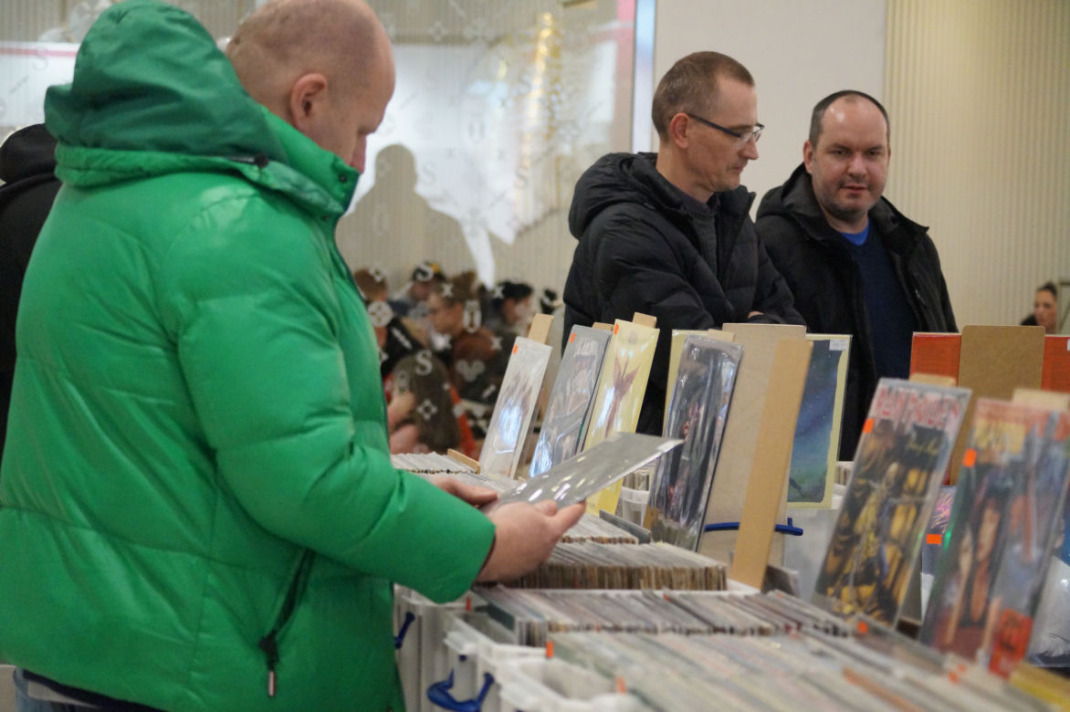 Kiermasz płytowy w bydgoskich Zielonych Arkadach [ZDJĘCIA]