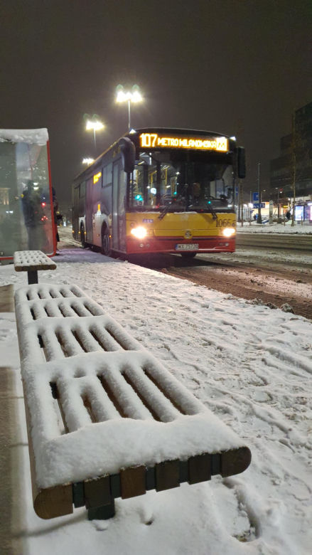 Zimowe utrudnienia w Warszawie