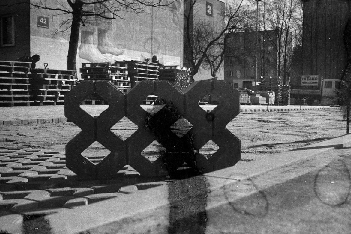 Białystok. Takich zdjęć na pewno nie widzieliście. Powstały na rolkach starego filmu fotograficznego