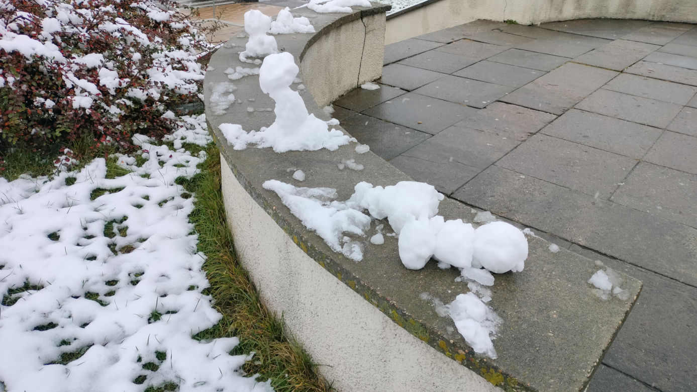 Pierwszy śnieg w tym sezonie! Lublin jest ukryty pod zimową pierzynką 
