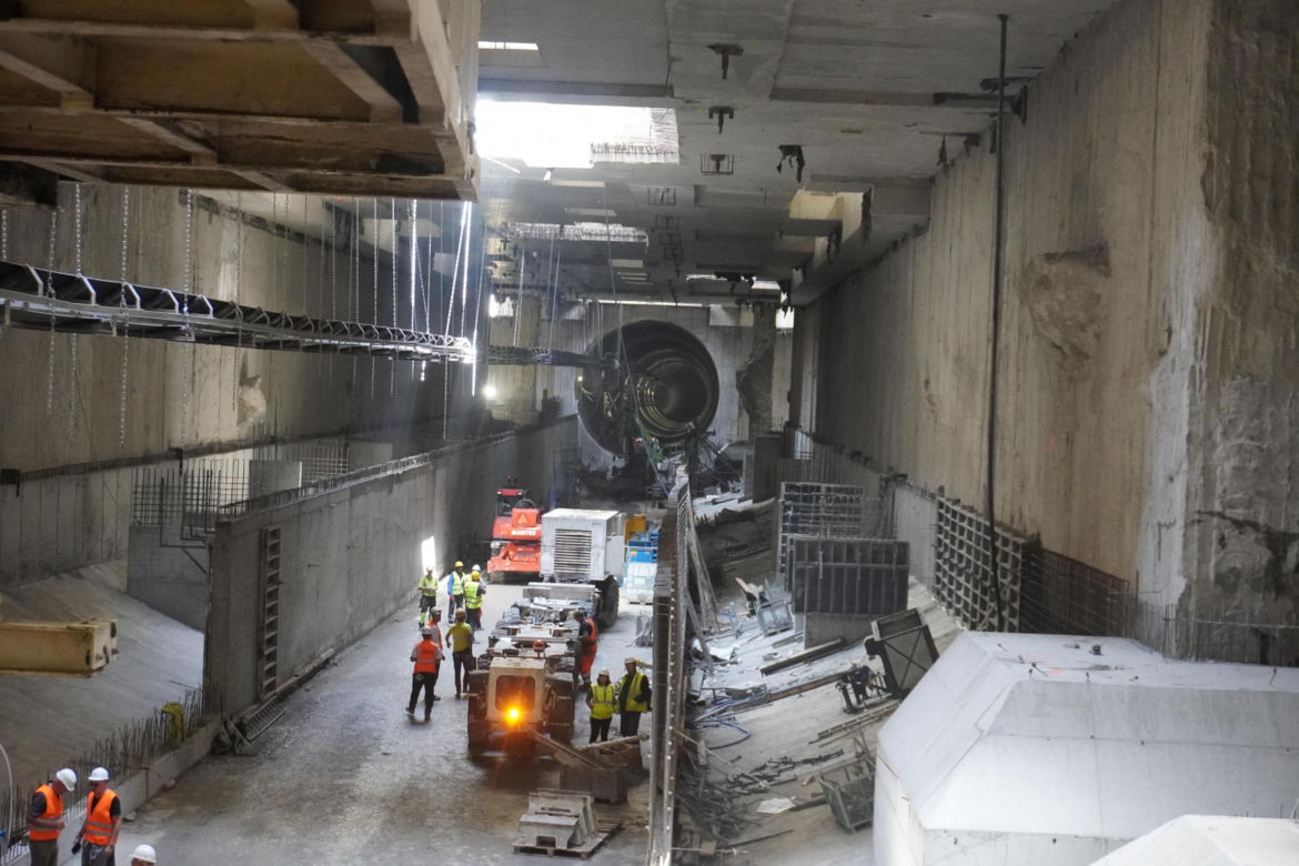 Łódź. Tak wygląda budowa tunelu średnicowego. Drąży go maszyna Katarzyna [ZDJĘCIA].