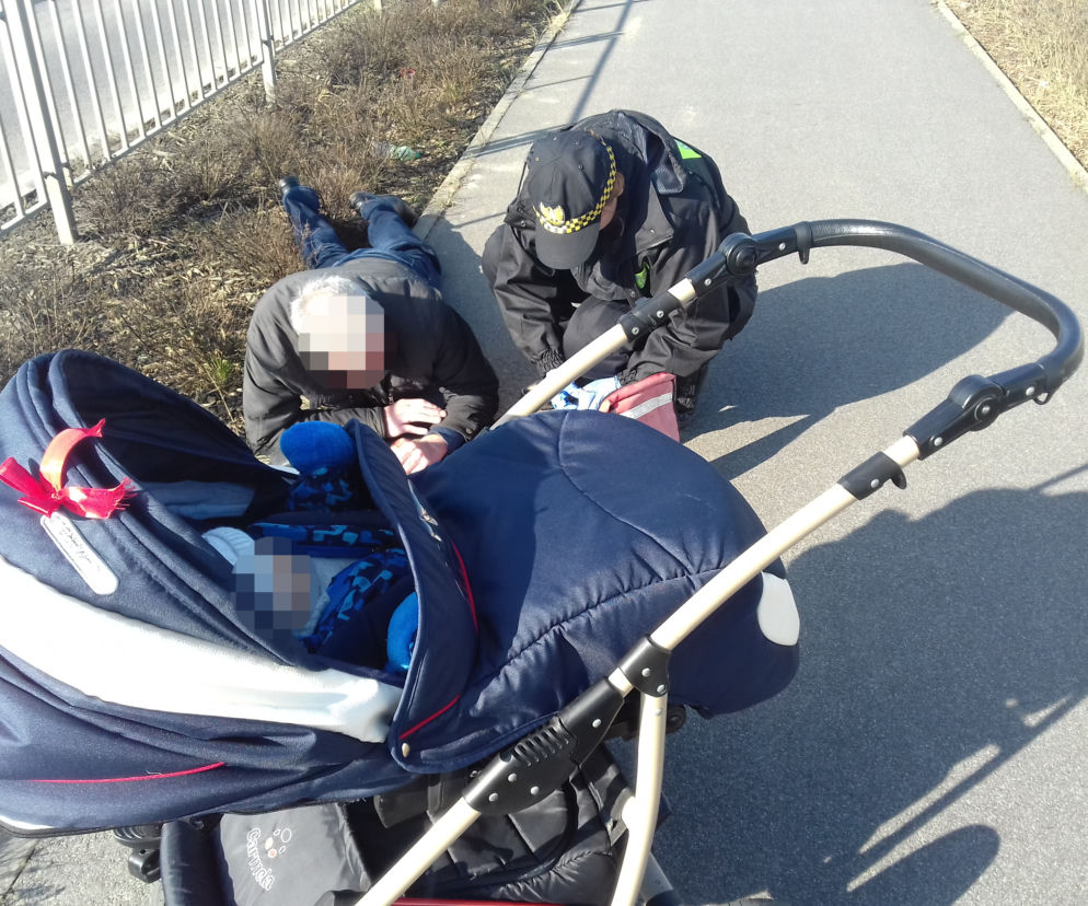 Nietrzeźwy dziadek wyszedł na spacer z wnucznkiem