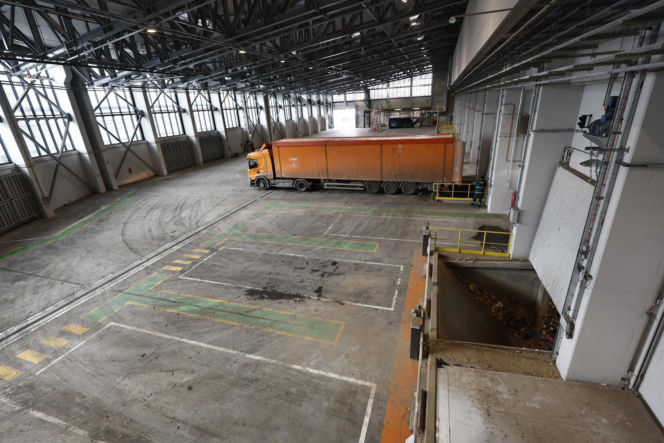 Spalarnia śmieci w Warszawie to teraz Warszawska Wytwórnia Energii. Zdjęcia ze środka wielkiego zakładu