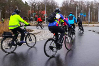 Zamiast odsypiać sylwestra, wsiedli na rowery i ruszyli w trasę. Tak szczecińscy rowerzyści powitali 2026 rok