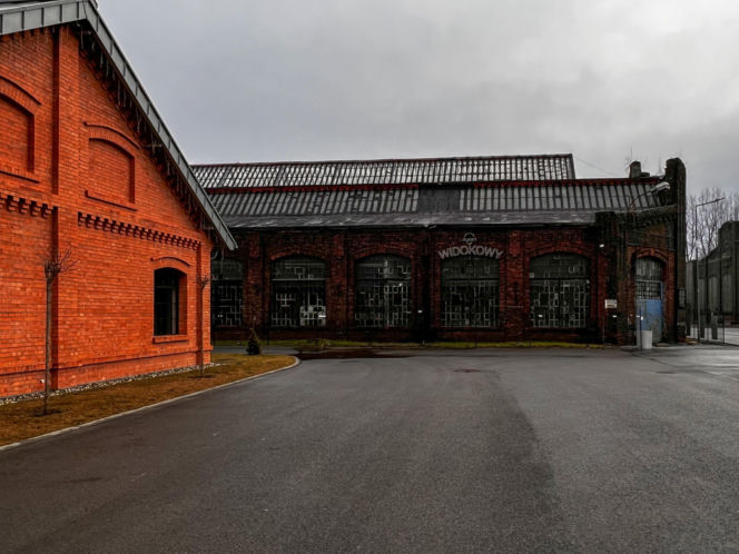 To największe miasto w województwie śląskim. Leżało na ziemiach historycznej Małopolski