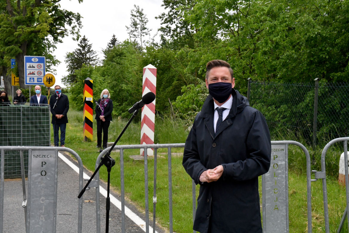 MARSZAŁEK WOJ. ZACHODNIOPOMORSKIEGO OLGIERD GEBLEWICZ NA GRANICY W ROSOWKU