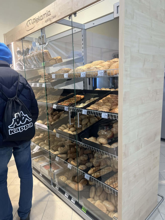 Pierwszy sklep Dino w Warszawie - dzień otwarcia