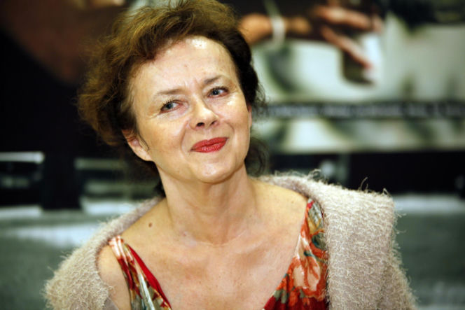 Pamiętacie jej debiut w "Czterdziestolatku"? Tak przez dekady zmieniała się Joanna Szczepkowska