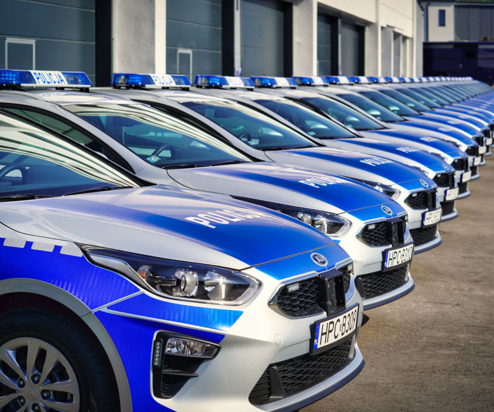 nowe radiowozy ma kujawsko-pomorska policja