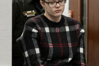 12-latka dźgnęła koleżankę, bo kazała jej postać z bajki. Jest na wolności!