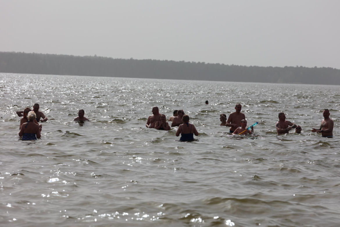Lany Poniedziałek z lubelskimi morsami. Wiaderka i sikawki poszły w ruch!