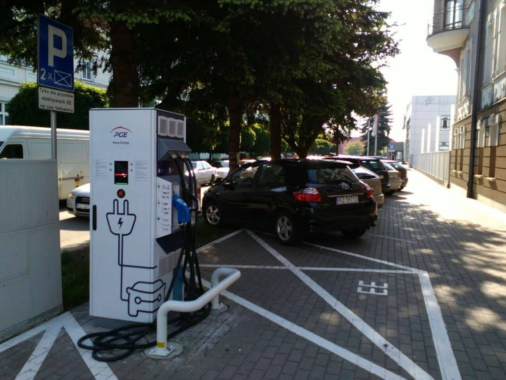 Stacje ładowania samochodów elektrycznych w Rzeszowie