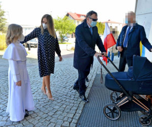 Kurski na komunii synka