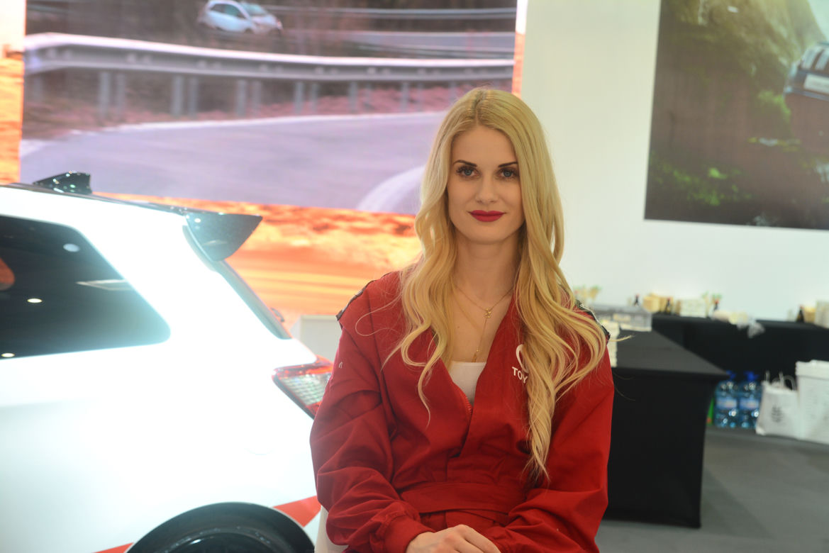 Hostessy na targach Poznań Motor Show 2018
