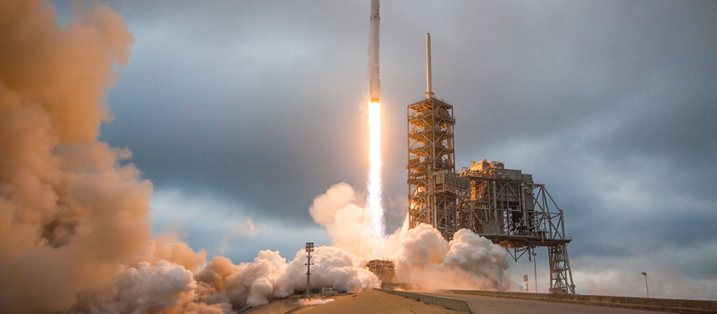 Start rakiety Falcon 9 z przylądka Canaveral