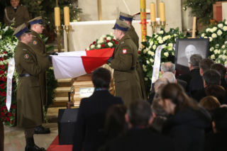 11 lat temu zmarł Józef Oleksy. Tak wyglądał jego pogrzeb