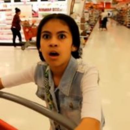 Sklepy otwarte 1-3 maja, w majówkę 2016. Które sieci sklepów czynne? Sprawdź i posłuchaj Shopping for Girls [VIDEO] * eskarock.pl