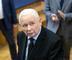 Skandal! Asystent Kaczyńskiego zarabiał 12 tys. zł na godzinę w PZU
