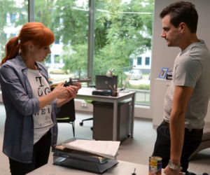 Komisarz Alex 4 sezon odcinek 11 (odc. 50). Michał Orlicz (Antoni Pawlicki), Lucyna (Magdalena Walach)