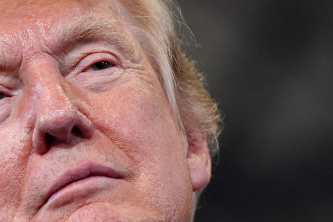 Prezydent USA Donald Trump uciszał w poniedziałek dziennikarkę CNN Kristen Holmes