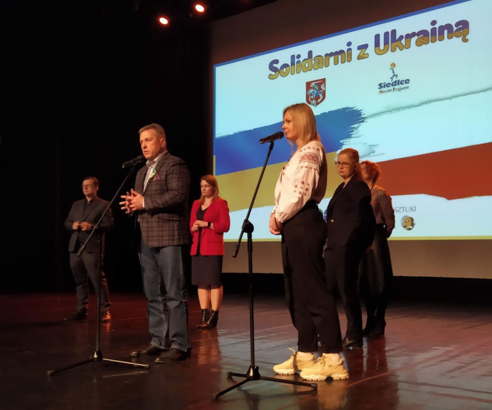 Siedlecki samorząd zorganizował spotkanie informacyjne dla uchodźców z Ukrainy w CKiS. Prawnicy i urzędnicy wyjaśnili im ich prawa