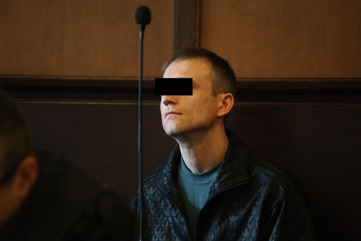„Czekałem, aż umrze”. Cztery ciała przy Grzybowskiej w Warszawie. Świadkowie znikają przed rozprawą